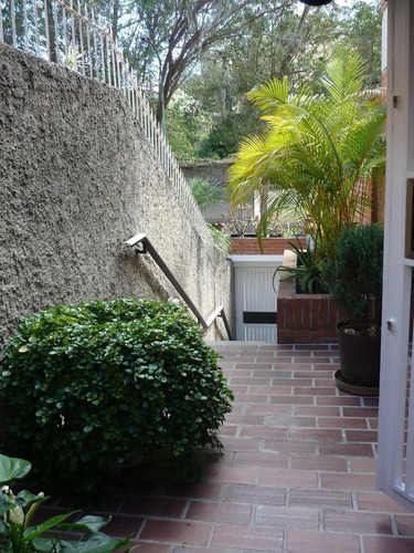 Casa En Venta, Urb. Los Naranjos Del Cafetal