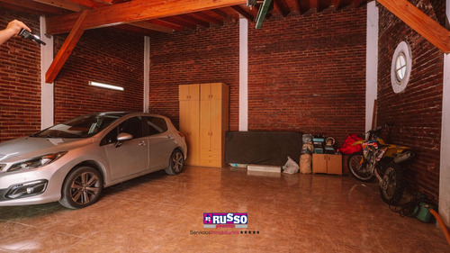 Venta Casaquinta 5 Ambientes Villa Luzuriaga