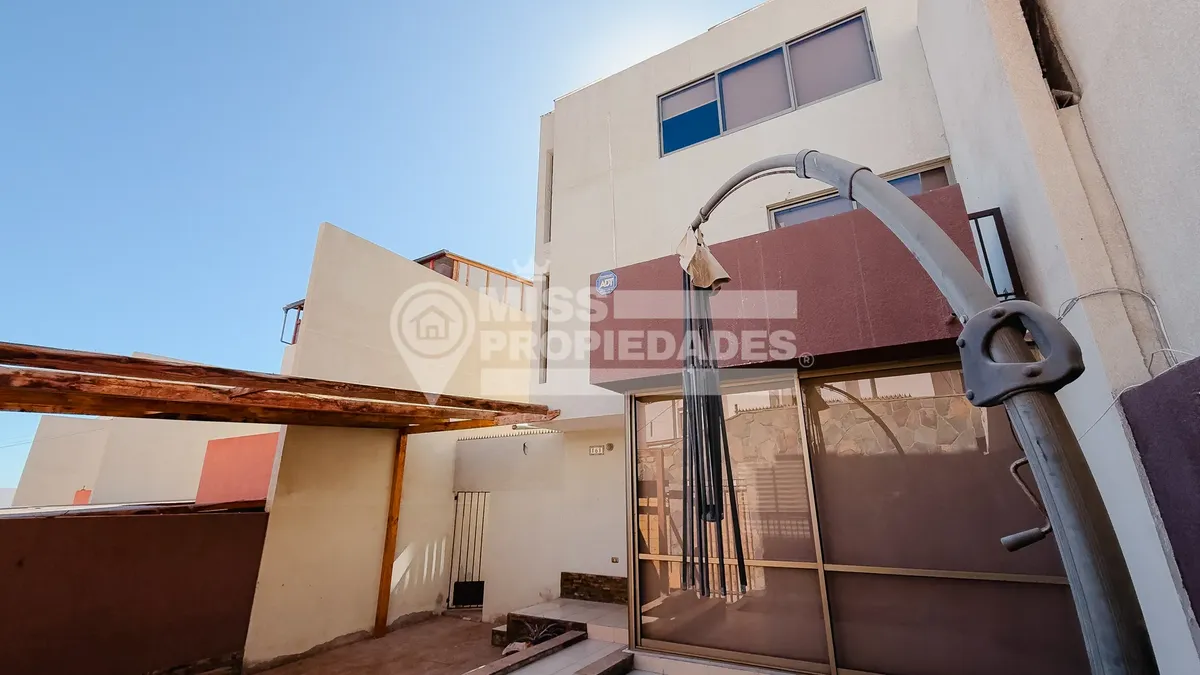 Imagen 3 de 28 de Vende Casa Sector Sur Antofagasta