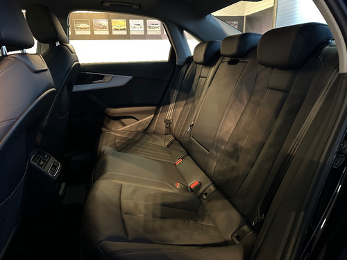 Audi A4 2.0 40 Tfsi Front