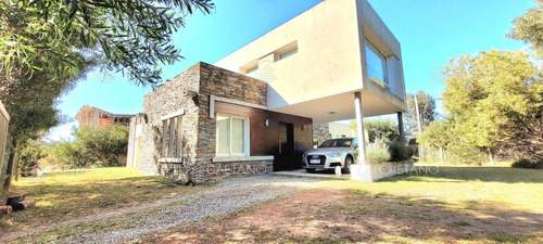 Alquiler Espectacular Y Moderna Casa 4 Dormitorios - Punta Del Este 