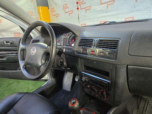 Jetta 1.8t Standard Piel Qc 2002