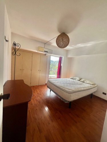 Venta Apartamento Manzanares, Totalmente Remodelado