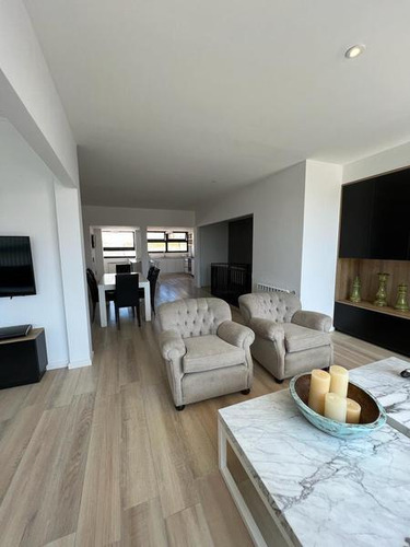 Venta Excelente Ph 5 Ambientes De Categoria En Chauvin - Sin Expensas