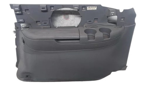 Acabamento Traseiro Esquerdo Grand Caravan 96 97 98 99 00 (Usado)