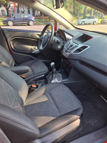 Ford Fiesta Kinetic 1.6 Design 120cv Titanium