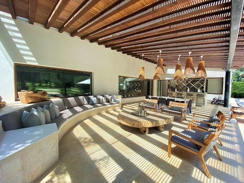 Imagen 11 de 14 de Casa En Venta En Avándaro, Valle De Bravo En El Club De Golf