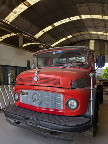 Mercedes Benz L 1114/42 - Año 1975