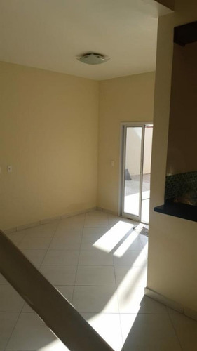Imagem 1 de 10 de Sobrado Para Venda Por R$270.000,00 Com 250m², 2 Dormitórios, 1 Suite E 3 Vagas - Jardim Yoneda, São Paulo / Sp - Bdi29451