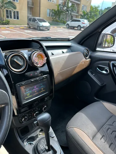 Renault Duster Dakar 2.0 Automática 4x2 Blanca 2017