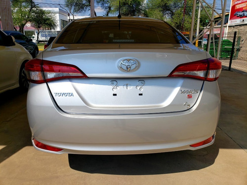 Imagen 5 de 6 de Toyota Yaris Sd S