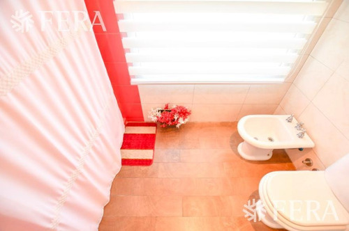 Imagen 17 de 24 de Venta De Casa De 4 Ambientes Con Galeria Con Parrilla Y Piscina En Fincas De Iraola Ii (28248)