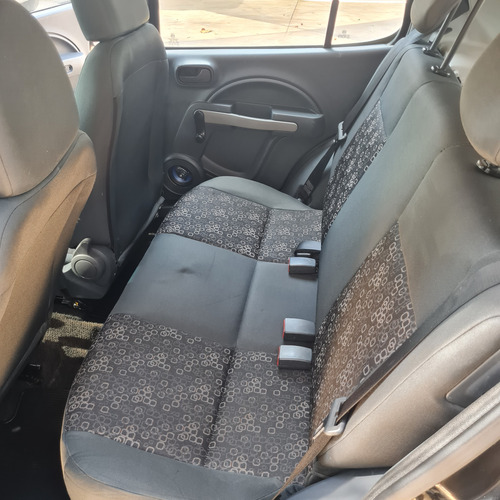 Fiat Uno 1.0 Vivace Flex 5p