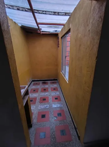 Casa Dividida En 2 Apartaestudios