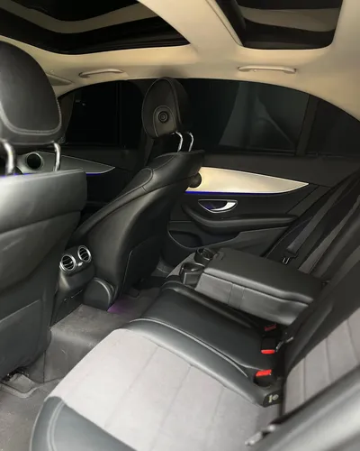 Mercedes-benz E200 2017
