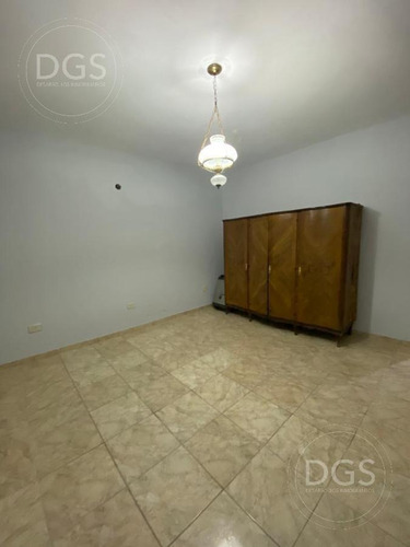 Imagen 19 de 30 de ¡oportunidad! Hermosa Casa De 4 Ambientes Con Cochera Y Fondo Libre - Banfield Este