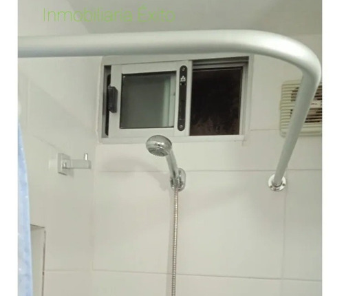 Imagen 16 de 20 de Vendo Monoambiente 29m2, Centro De Mvd Piso 9. G.c $ 3.500