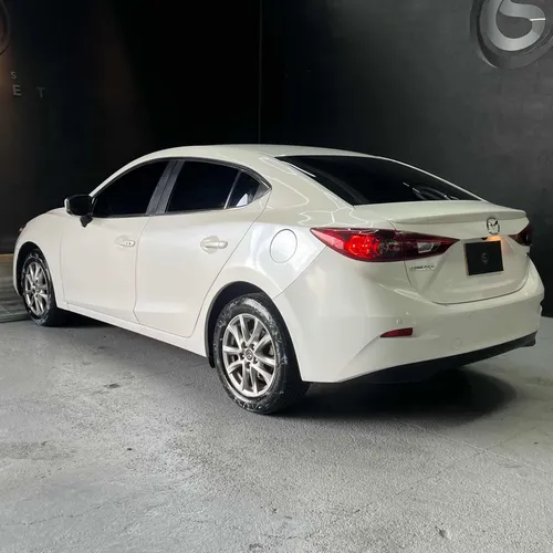 Mazda 3 2.0 Touring At