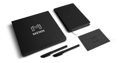 Imagen 4 de 7 de Cuaderno Negro Planner Hojas Negras A5 Agenda Con 2 Lápices