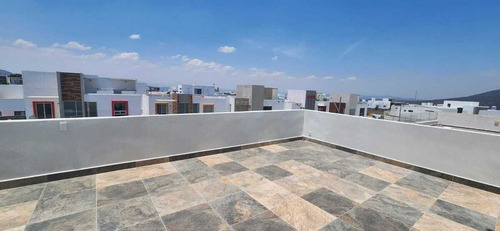 Casa En Venta En Residencial Mallorca, 4 Recamaras, Estudio, Cto Serv, 3 Autos