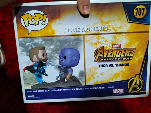 Funko Thor & Thanos Movie Moment: 707 (Usado)