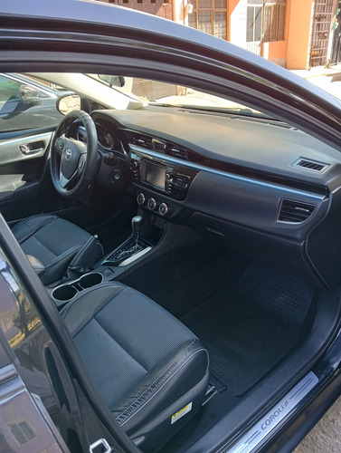 Toyota Corolla 1.8 S At