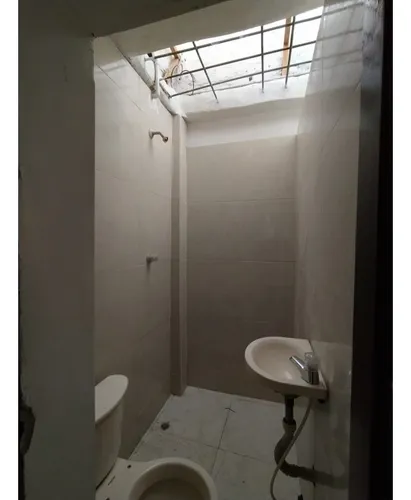 Venta De Casa Trifamiliar Y Local En La Merced, Norte De Cali 3208.