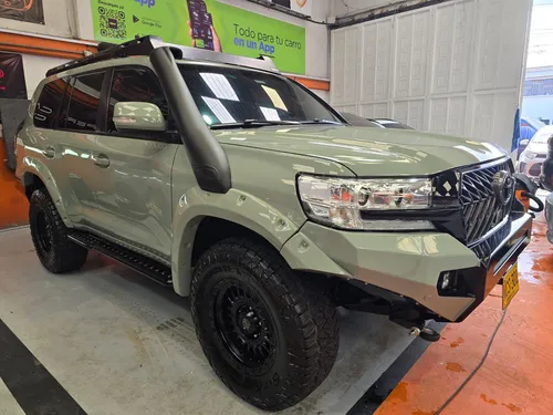 Toyota Land Cruiser 4.5 Imperial Lc200 Diésel