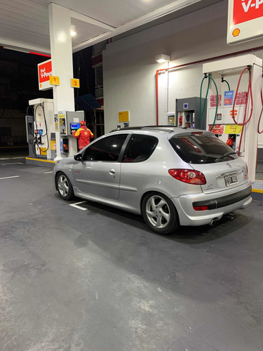 Imagen 1 de 12 de Peugeot 207 2010 1.6 Quicksilver