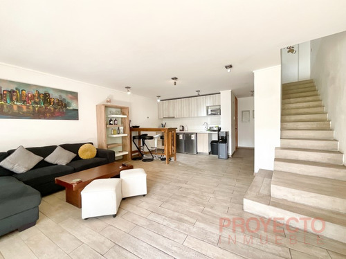 Duplex Amoblado / Ricardo Lyon - Luis Uribe