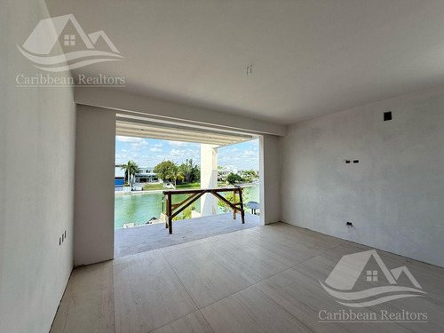 Casa En Venta En Lagos Del Sol Cancun