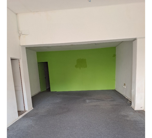 Jm Se Alquila Local Comercial Céntrico