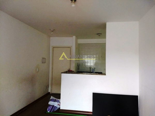 Imagem 2 de 12 de Apartamento - Ref: V080020