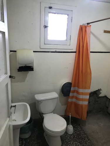 Se Arrienda Gran Propiedad Comercial, Ubicada En Gran Av.