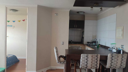 Se Vende Depto 2d Y 1b En Edificio Triourbano (70690)
