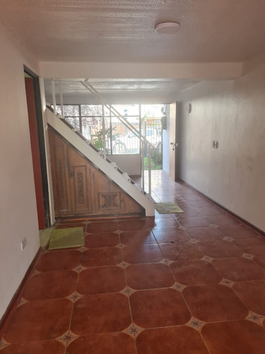 Hermosa Casa En Venta En Macul