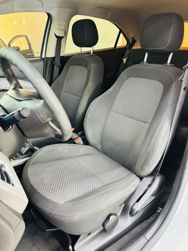 Chevrolet Onix 1.0 MPFI LT 8V