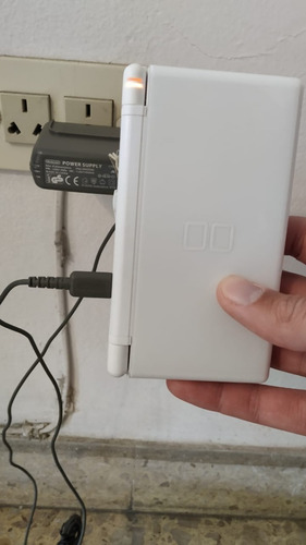 Nintendo Ds Lite + Accesorios Completos