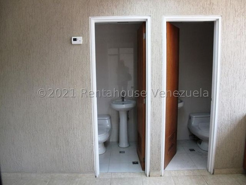 Imagen 5 de 12 de Galpón En Alquiler Código: 22-24626 Boleita Norte 04143448628