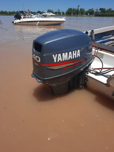 Imagen 2 de 9 de Gaggiofato 440 Yamaha 40