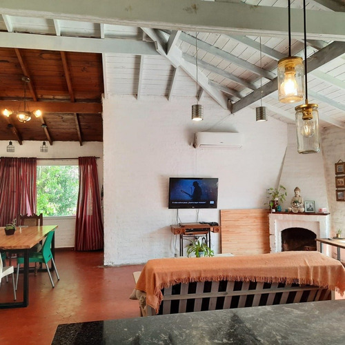 Imagen 7 de 30 de Chalet 5 Ambientes En El Corazón De Caisamar