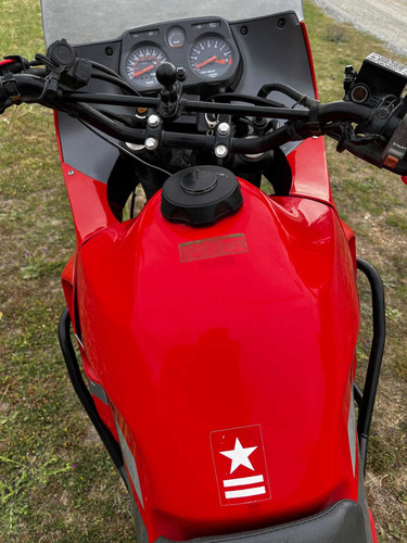 Imagen 10 de 10 de Honda Transalp 600