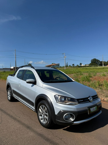 Volkswagen Saveiro 1.6 16v Cross Cab. Dupla Total Flex 2p