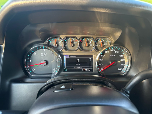Chevrolet Tahoe 5.3 Ltz 4x4 Mt