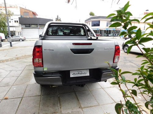 Toyota Hilux Dc 2.4 Tdi 4x2