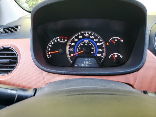 Imagen 9 de 11 de Hyundai Grand I10 2019 1.3 Gl Mid Mt