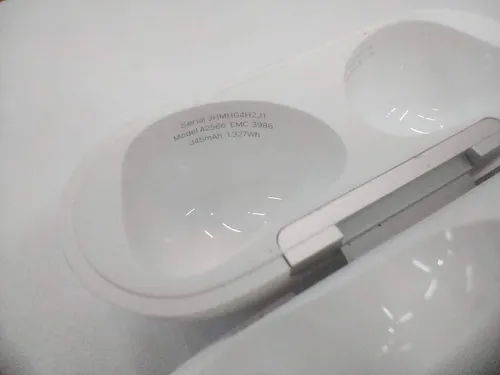 Auriculares AirPods Generación 3 A2566 Bluetooth 5.0 (Usado)