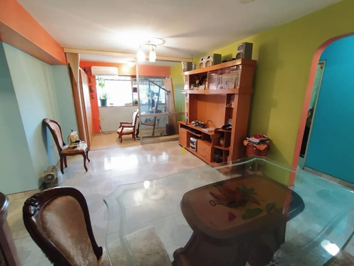 Apartamento En Venta Los Cortijos