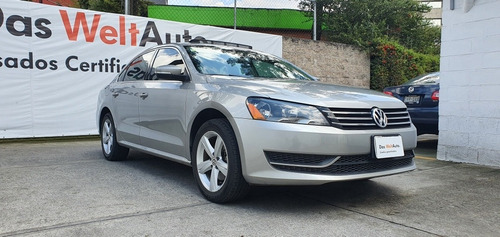 Imagen 3 de 11 de Volkswagen Passat 2.5 Sportline Automatico Plata 2013