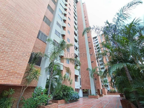 Apartamento En Venta En El Paraiso                             24-24220